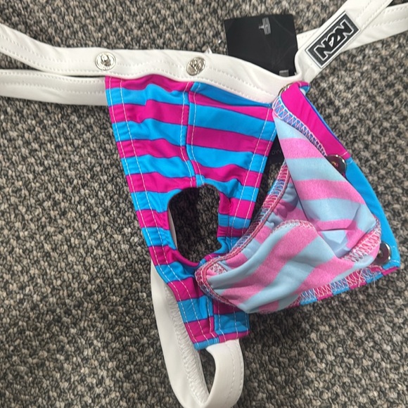 N2n titan thong - Picture 2 of 2